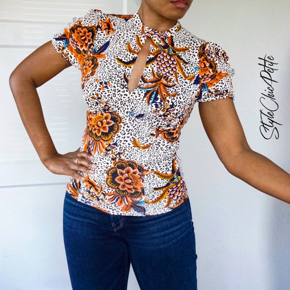 FREE PEOPLE Keyhole, Short Sleeve Fitted Top | Tropical Print  XS HP🎉